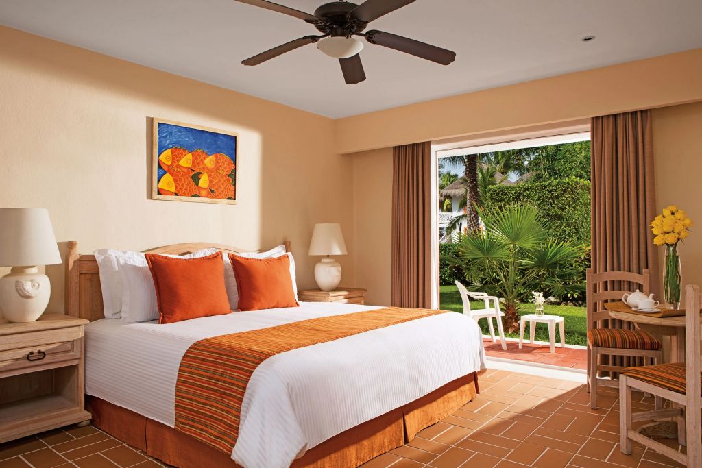 Sunscape Sabor