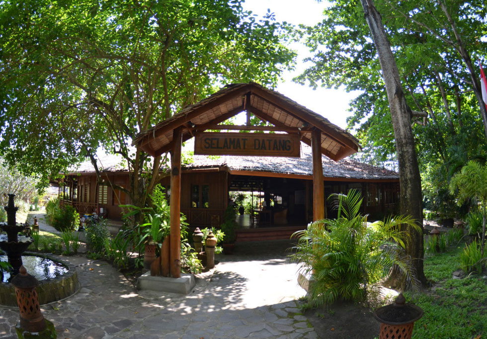 Gangga Island dive resort
