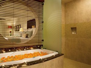 Junior Suite Ocean View 3