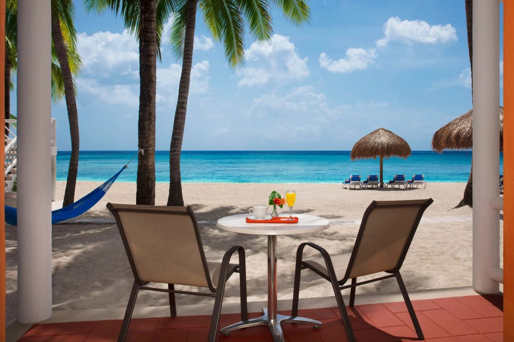 Sunscape Sabor