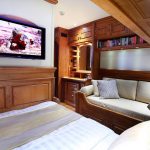 Adelaar Cruises