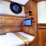 Adelaar Cruises