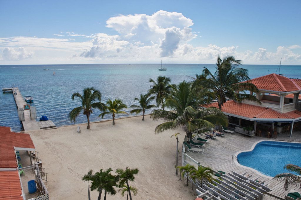 Scuba Diving in Belize 2 SunBreeze Hotel SCUBA resort 2 1024x6821