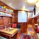Adelaar Cruises